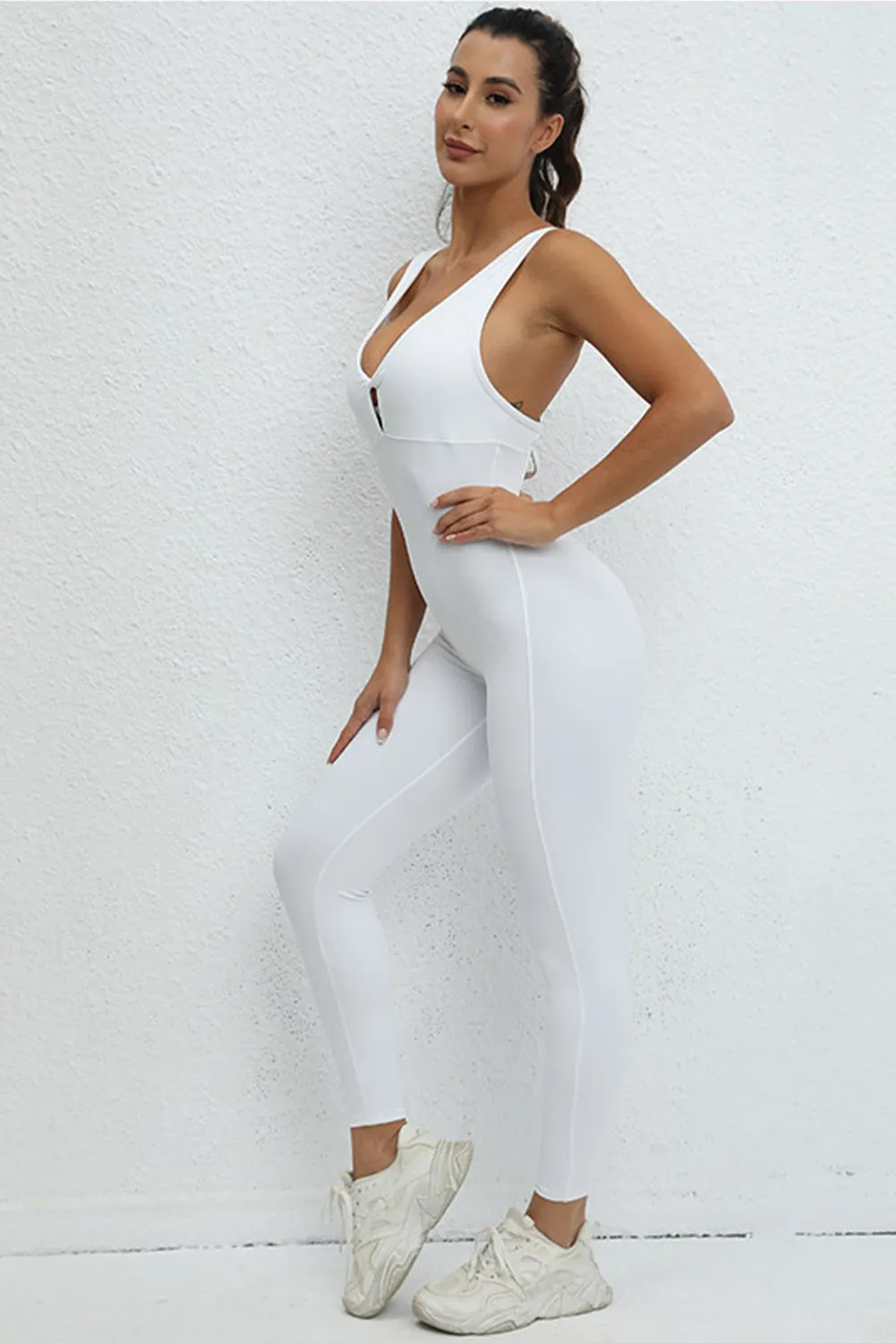 Sleeveless Front Cut out V Neck Yoga Jumpsuit